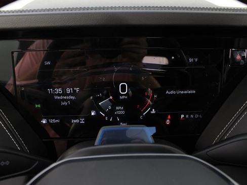 New 2026 GMC Yukon XL AT4 Ultimate AWD/4WD image 14