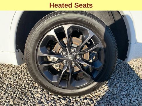 Certified 2024 Dodge Durango GT w/ Blacktop Package image 10