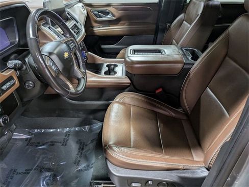 Certified 2022 Chevrolet Suburban High Country image 12