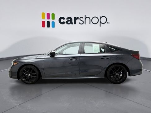 Used 2025 Honda Civic Sport image 2