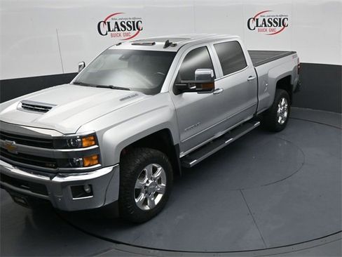 Used 2019 Chevrolet Silverado 2500 LTZ w/ Duramax Plus Package image 16