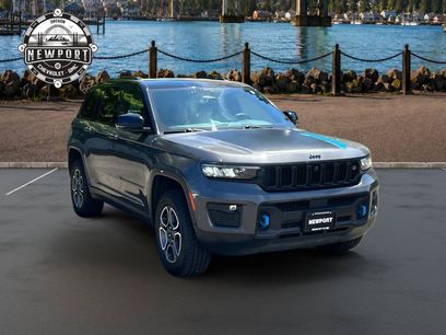 Used 2022 Jeep Grand Cherokee Trailhawk w/ Advanced Protech Group II
