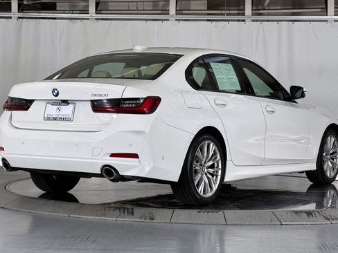 Used 2023 BMW 330i Sedan w/ Parking Assistance Package RWD image 8