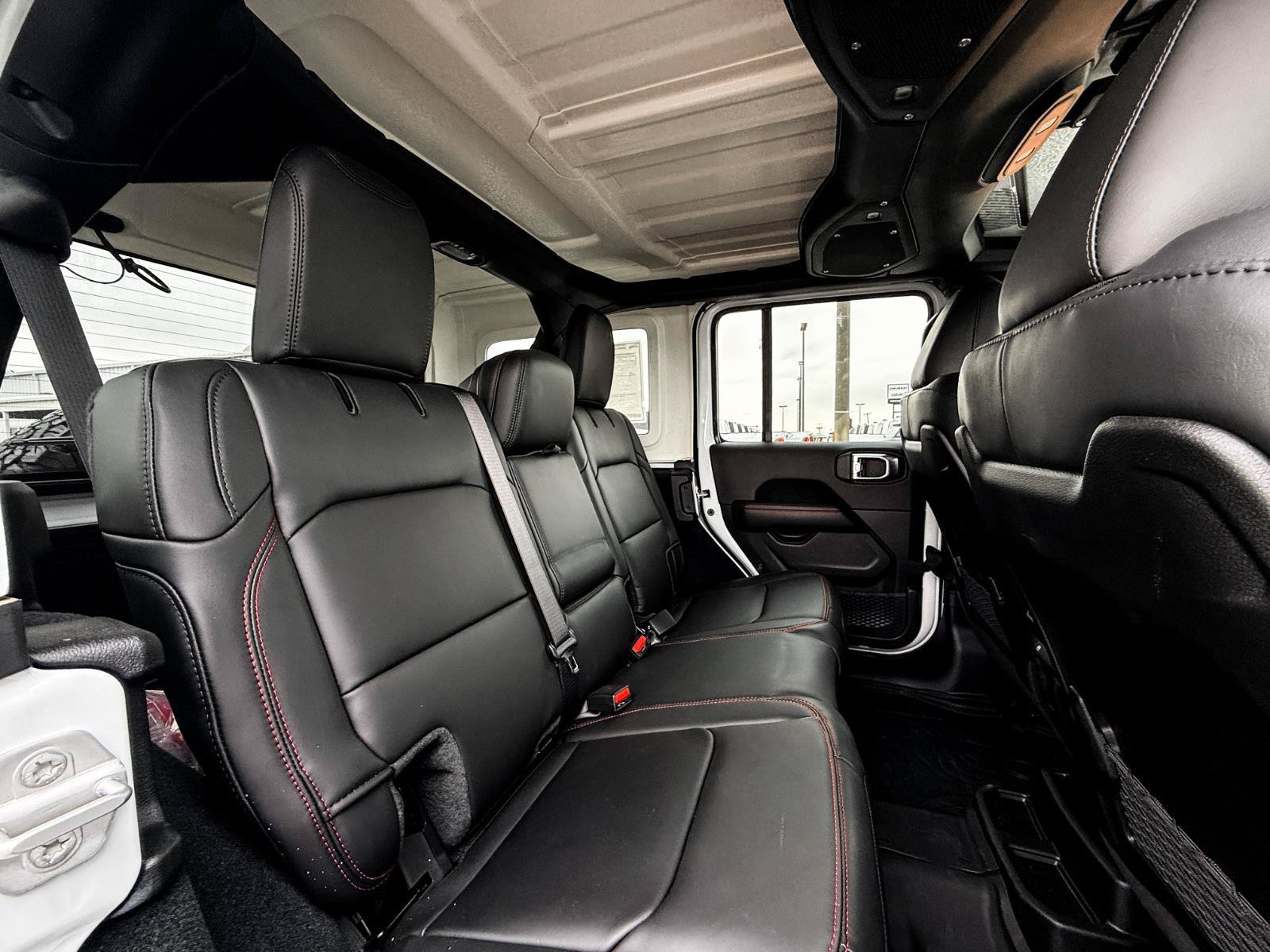 New 2026 Jeep Wrangler Unlimited Rubicon AWD/4WD image 22