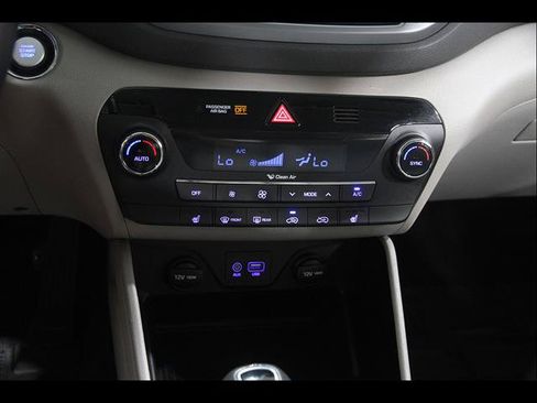 Used 2018 Hyundai Tucson Sport w/ Cargo Package FWD image 12