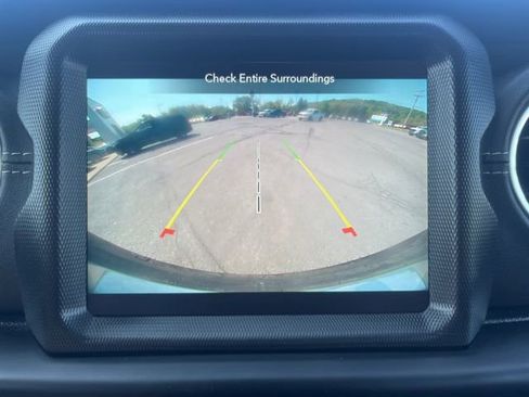 Used 2022 Jeep Wrangler Unlimited Sahara w/ LED Lighting Group image 35