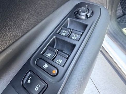 Used 2022 Jeep Renegade Trailhawk w/ Trailer Tow Group image 22