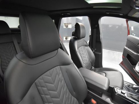 Certified 2024 Kia Sportage X-Line w/ X-Line Premium Package image 17