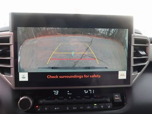 Used 2025 Toyota Tundra Limited image 26