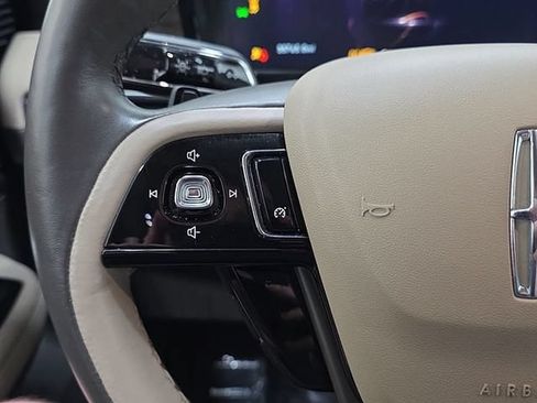 Certified 2022 Lincoln Corsair Reserve AWD/4WD image 13