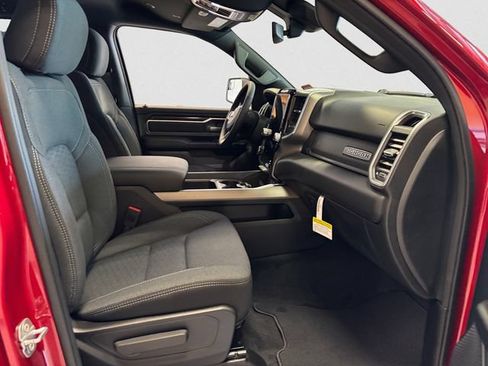 New 2026 RAM 1500 Big Horn AWD/4WD image 16