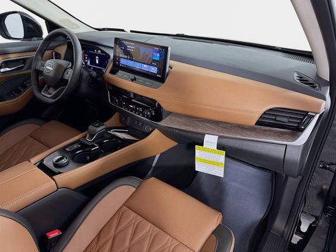 New 2026 Nissan Rogue Platinum image 30