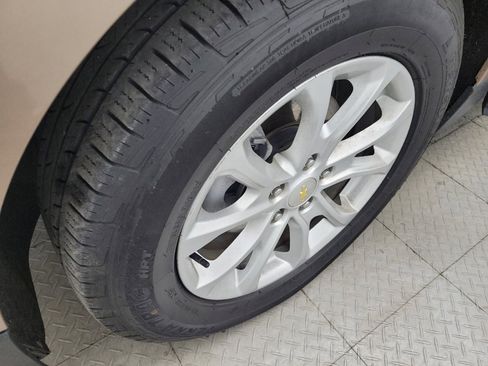 Used 2019 Chevrolet Equinox LT image 31