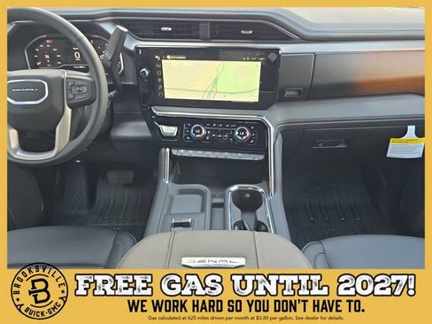 New 2025 GMC Sierra 2500 Denali w/ Denali Reserve Package AWD/4WD image 15