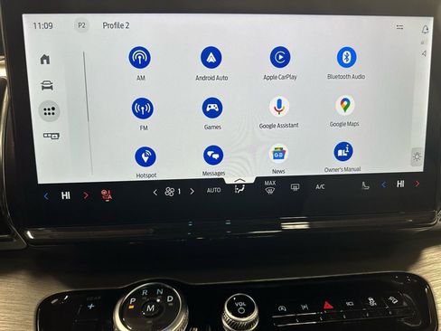 Used 2025 Ford Expedition Platinum image 27