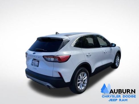 Used 2022 Ford Escape SE FWD image 7