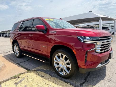 Used 2023 Chevrolet Tahoe High Country AWD/4WD image 3