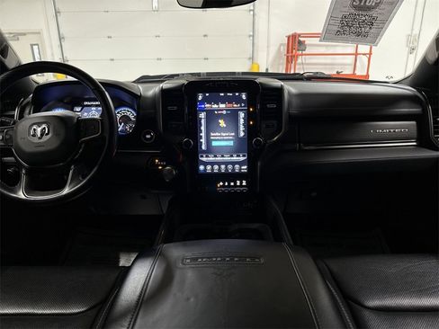 Used 2021 RAM 1500 Limited w/ Night Edition image 10