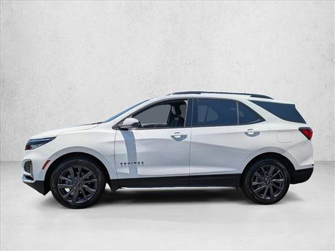 Used 2024 Chevrolet Equinox RS FWD image 2