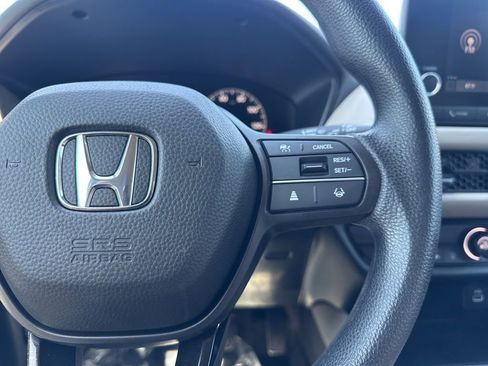 Used 2023 Honda HR-V LX image 15