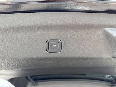 Used 2024 Chevrolet Tahoe Premier w/ Advanced Technology Package RWD image 44
