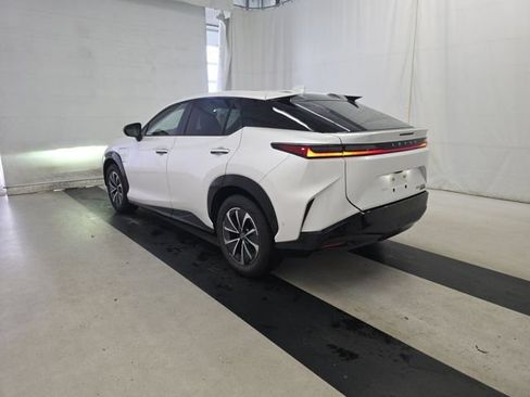 Used 2023 Lexus RZ 450e Premium w/ Technology Package AWD/4WD image 6