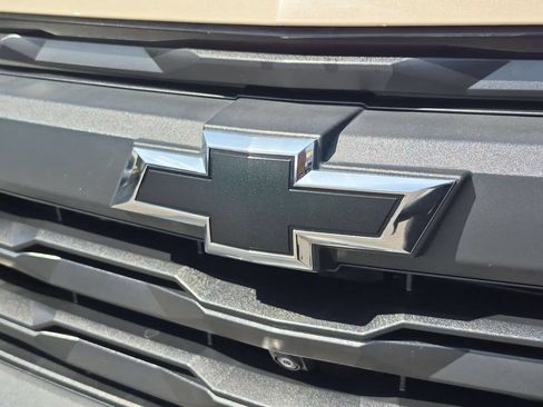 Used 2023 Chevrolet Colorado Trail Boss w/ LPO, Skid Plate Package AWD/4WD image 31