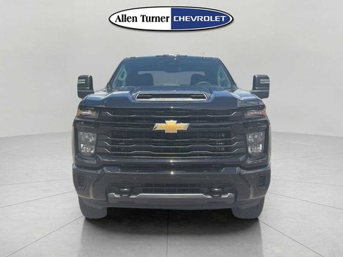 New 2026 Chevrolet Silverado 2500 Custom w/ Custom Value Package AWD/4WD image 2