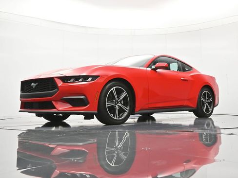 Used 2024 Ford Mustang Premium RWD image 34