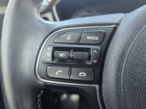 Used 2022 Kia Niro EX image 31