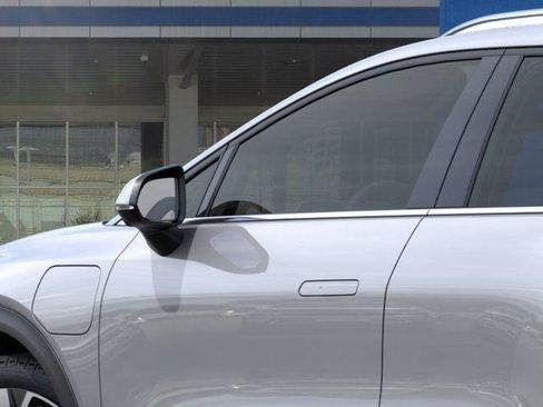 New 2026 Chevrolet Equinox EV LT w/ Convenience Package II FWD image 12