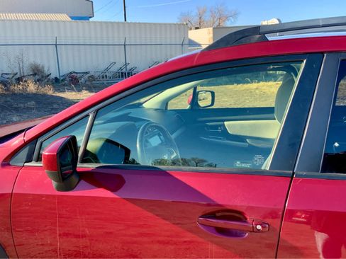 Used 2016 Subaru Crosstrek 2.0i Premium w/ Moonroof Package image 10