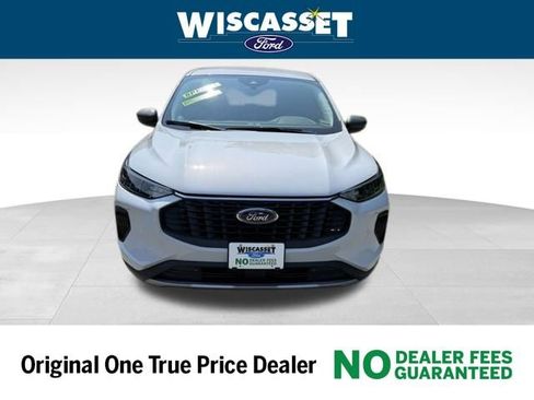 Used 2025 Ford Escape Active w/ Cold Weather Package image 9