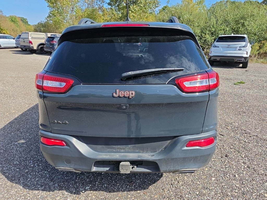 Used 2016 Jeep Cherokee Latitude AWD/4WD image 7