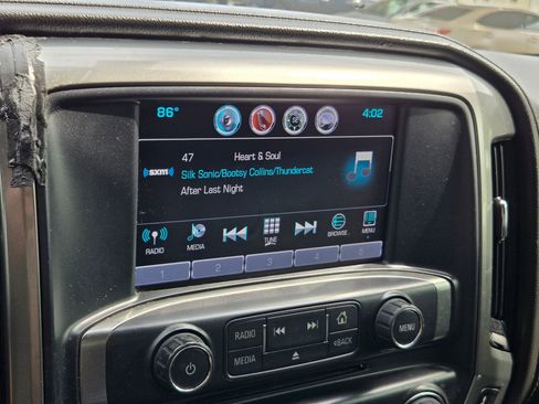 Used 2018 Chevrolet Silverado 1500 LTZ w/ Texas Edition RWD image 15