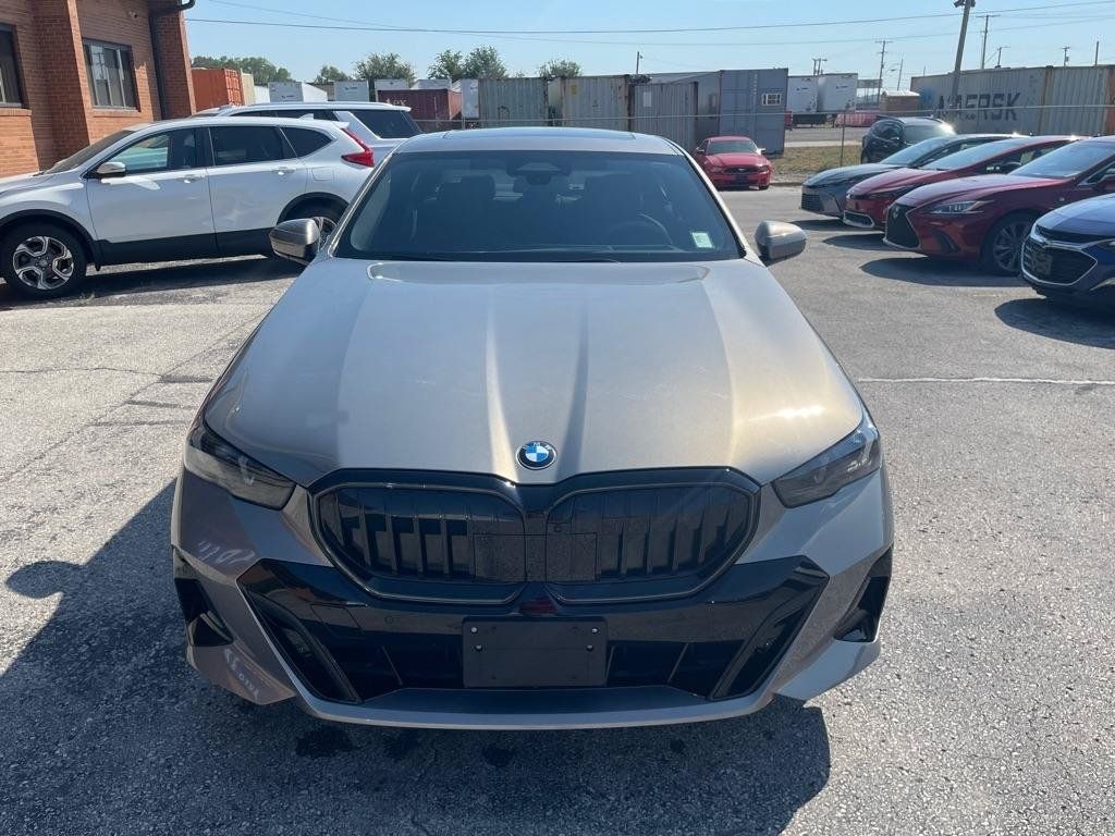 Used 2024 BMW 530i xDrive w/ M Sport Package AWD/4WD image 3