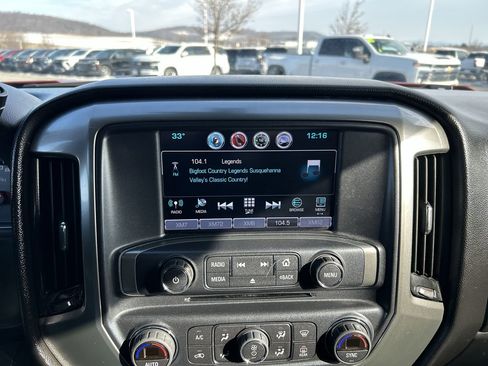 Used 2018 Chevrolet Silverado 1500 LT w/ All Star Edition image 28