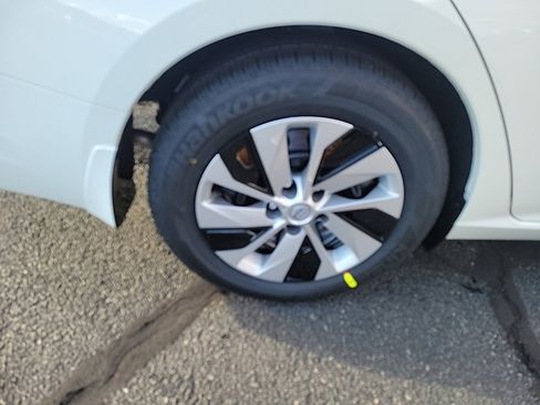 Certified 2025 Nissan Altima 2.5 S image 21