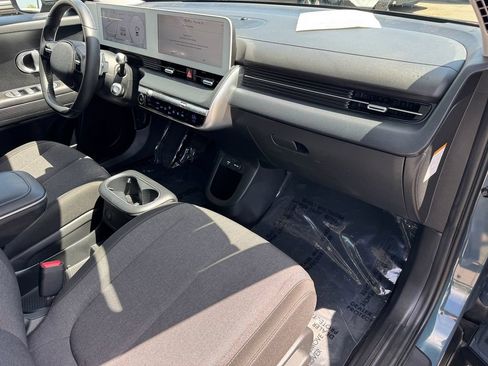 Certified 2024 Hyundai Ioniq 5 SE RWD image 6