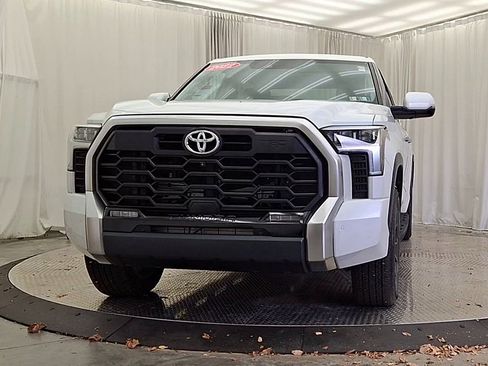 Used 2022 Toyota Tundra Limited w/ TRD Off-Road Package image 4