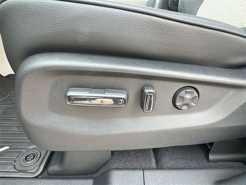 Certified 2026 Honda Odyssey Elite image 11