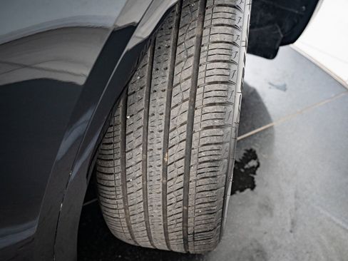 Used 2024 Audi Q5 2.0T Premium w/ Convenience Package image 41