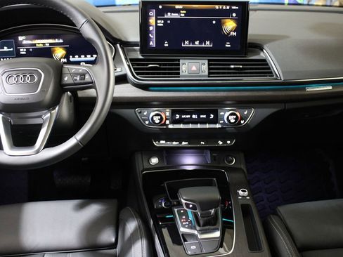 Certified 2025 Audi Q5 2.0T Premium Plus w/ Premium Plus Package image 21