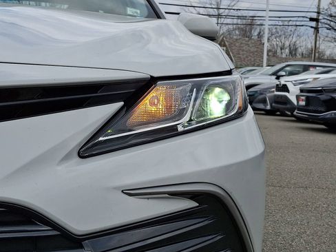 Used 2023 Toyota Camry LE image 11