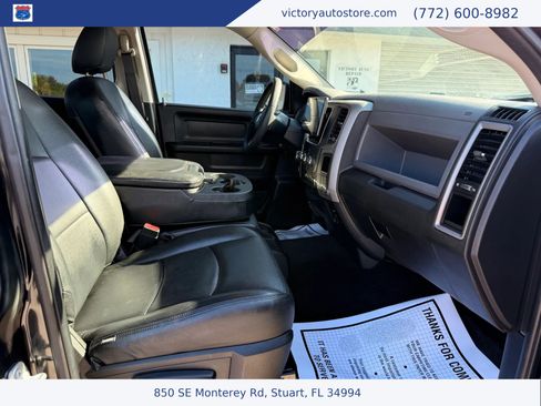 Used 2017 RAM 1500 Express w/ Black Ram 1500 Express Group RWD image 12