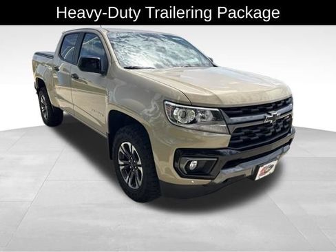Used 2022 Chevrolet Colorado Z71 AWD/4WD image 4