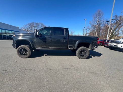 Used 2025 Chevrolet Silverado 2500 LTZ w/ Trail Boss Package image 7