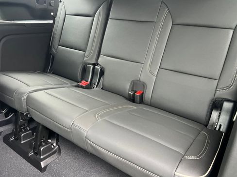 New 2026 GMC Yukon XL Elevation image 12