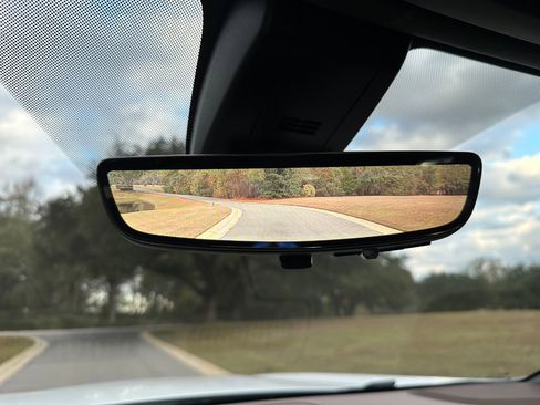 Used 2021 Chevrolet Suburban High Country image 52