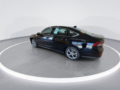 Used 2024 Honda Accord EX image 5